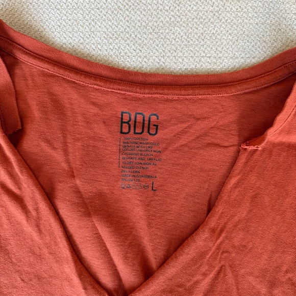 Cropped tee - Picture 2 of 2